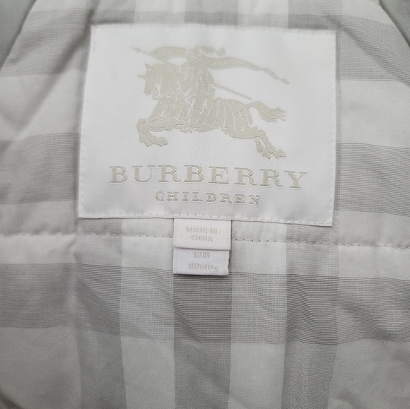 Burberry 12 Months Hooded coat - Picture 6 of 9